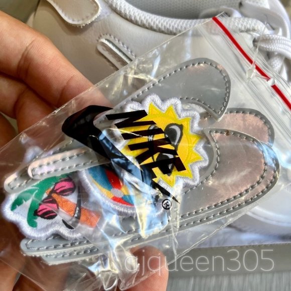 Nike Air Force 1 Low White - Picture 9 of 9